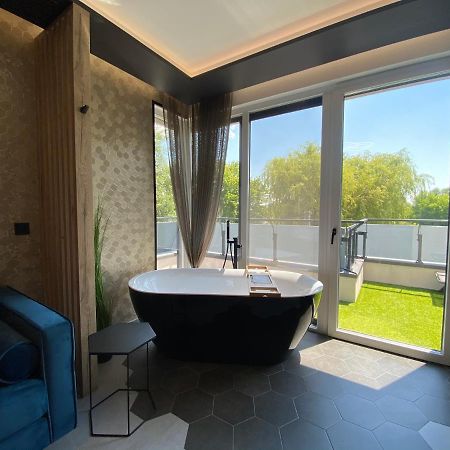 Relax Sauna Apartman Privat Finn Szaunaval Keszthely Exterior photo